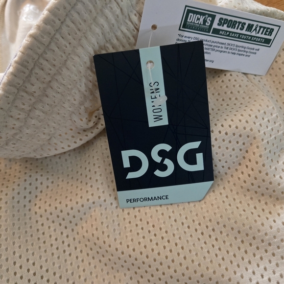 DSG Cream Athletic Shorts Lightweight Breathable Design - Picture 4 of 5